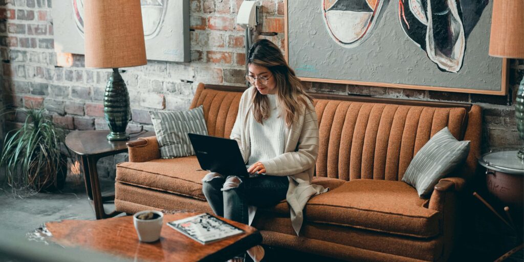 What is Dubai Work Visa?