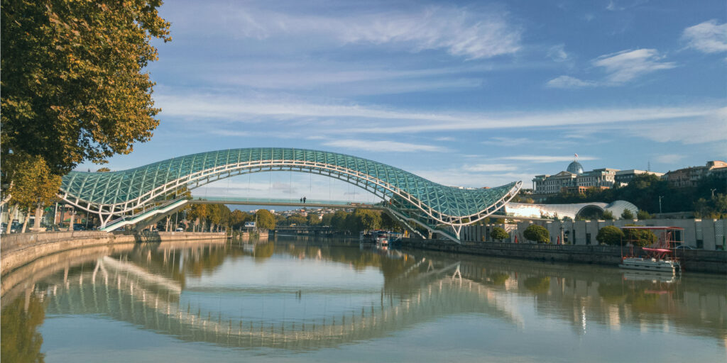 KEY BENEFITS OF REAL ESTATE INVESTMENT​